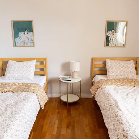 Loft 11 - 3br With Free Parking & Balcony Near Old Town Appartement Mostar