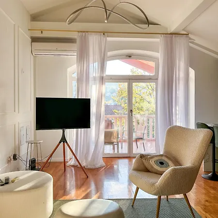 Apartment Modern 3br Near Old Town, Balcony, Free Parking