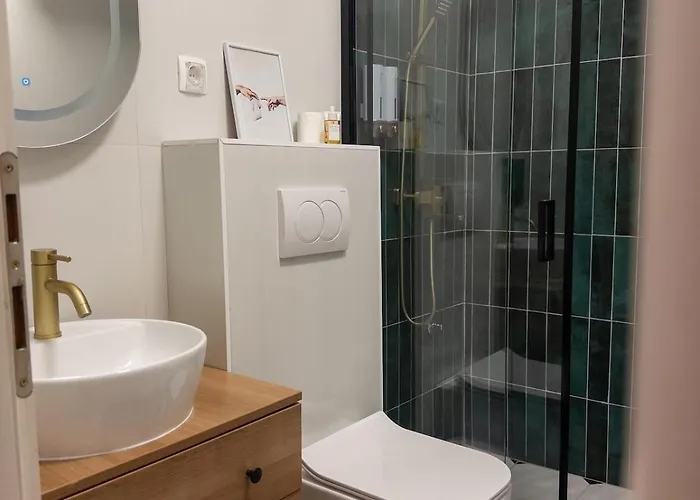 Modern 3br Near Old Town, Balcony, Free Parking Apartamento Mostar